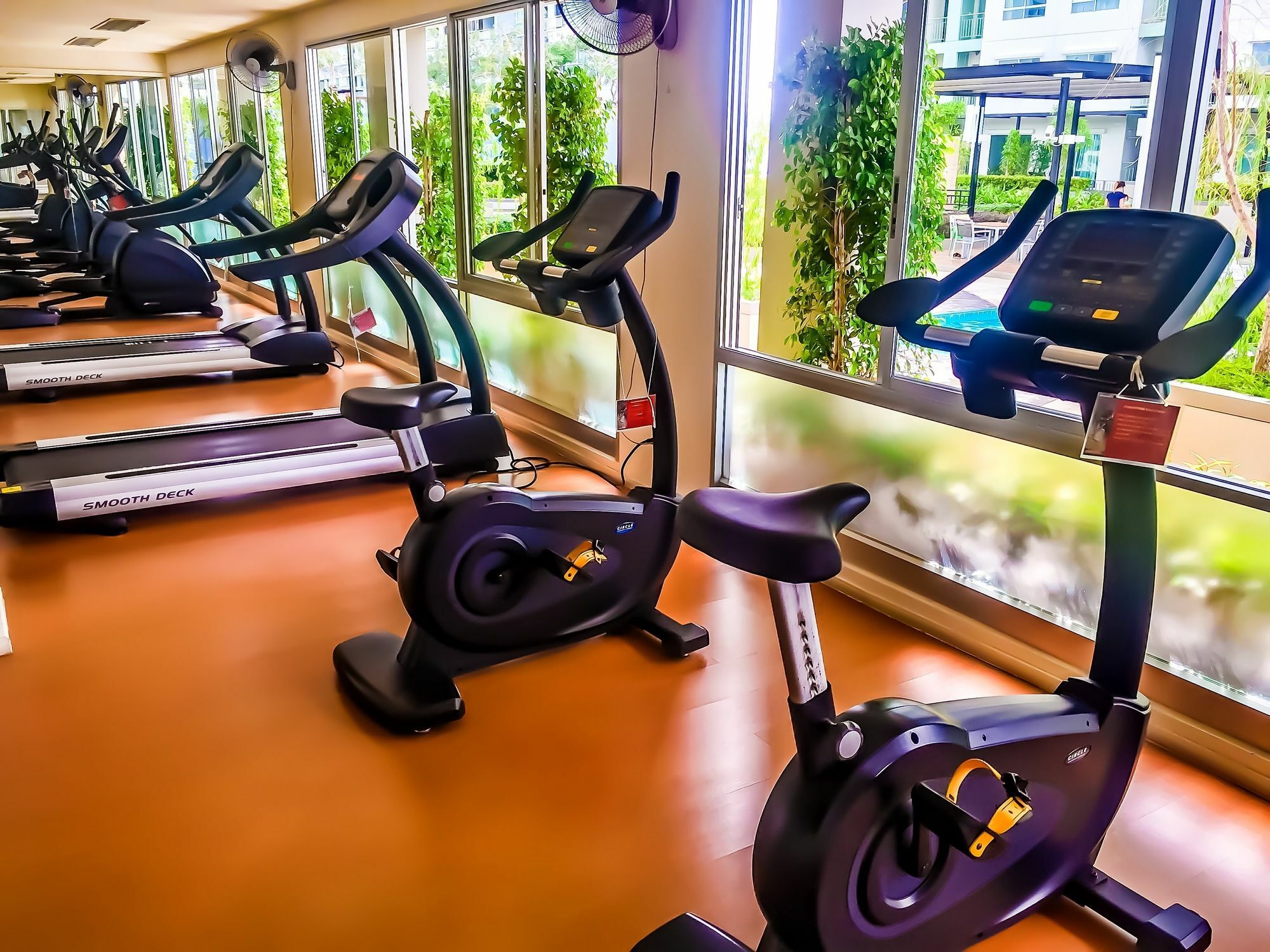 Lumpini Seaview Jomtien By Parikal Hotel Ngoại thất bức ảnh