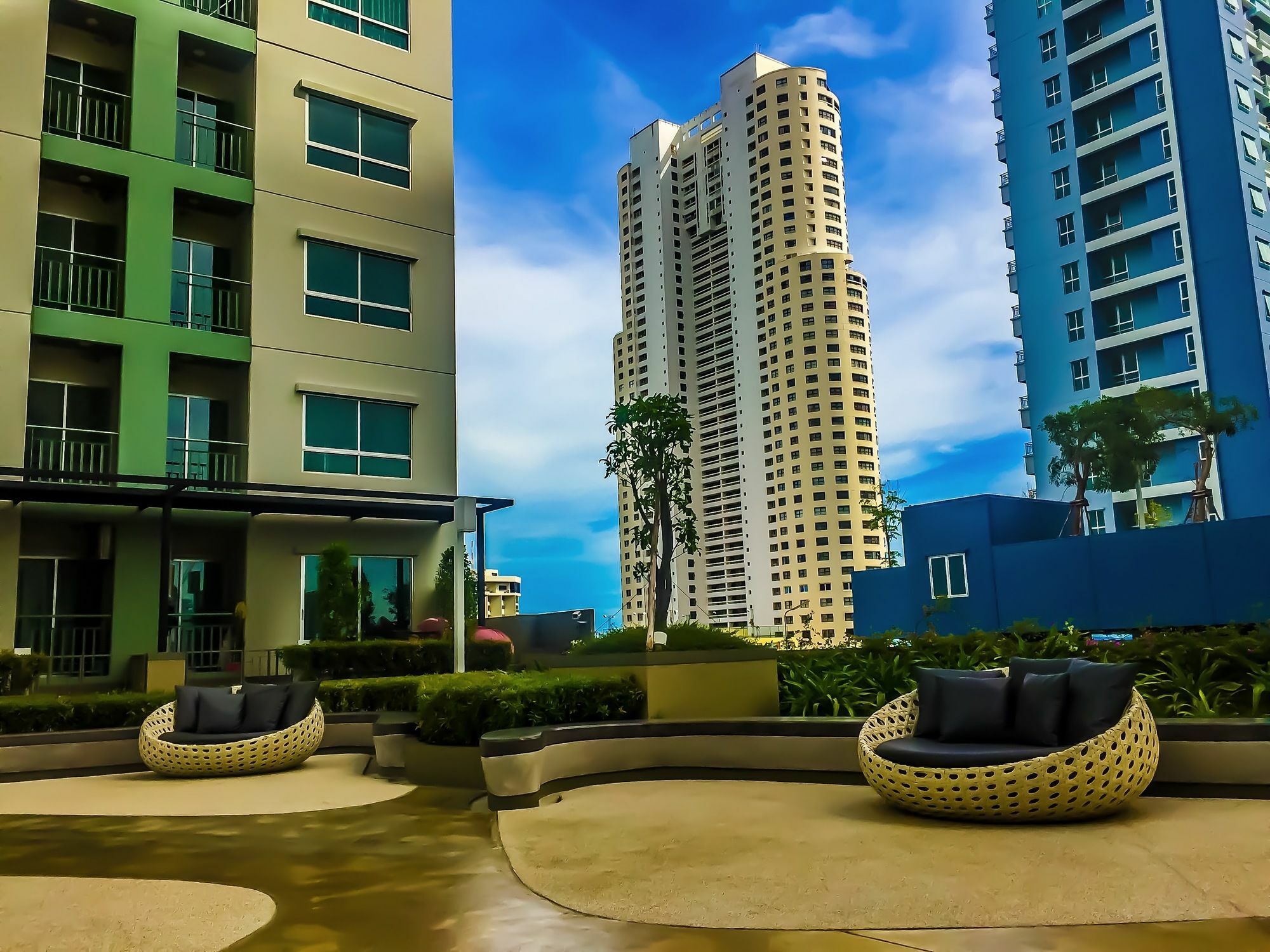 Lumpini Seaview Jomtien By Parikal Hotel Ngoại thất bức ảnh