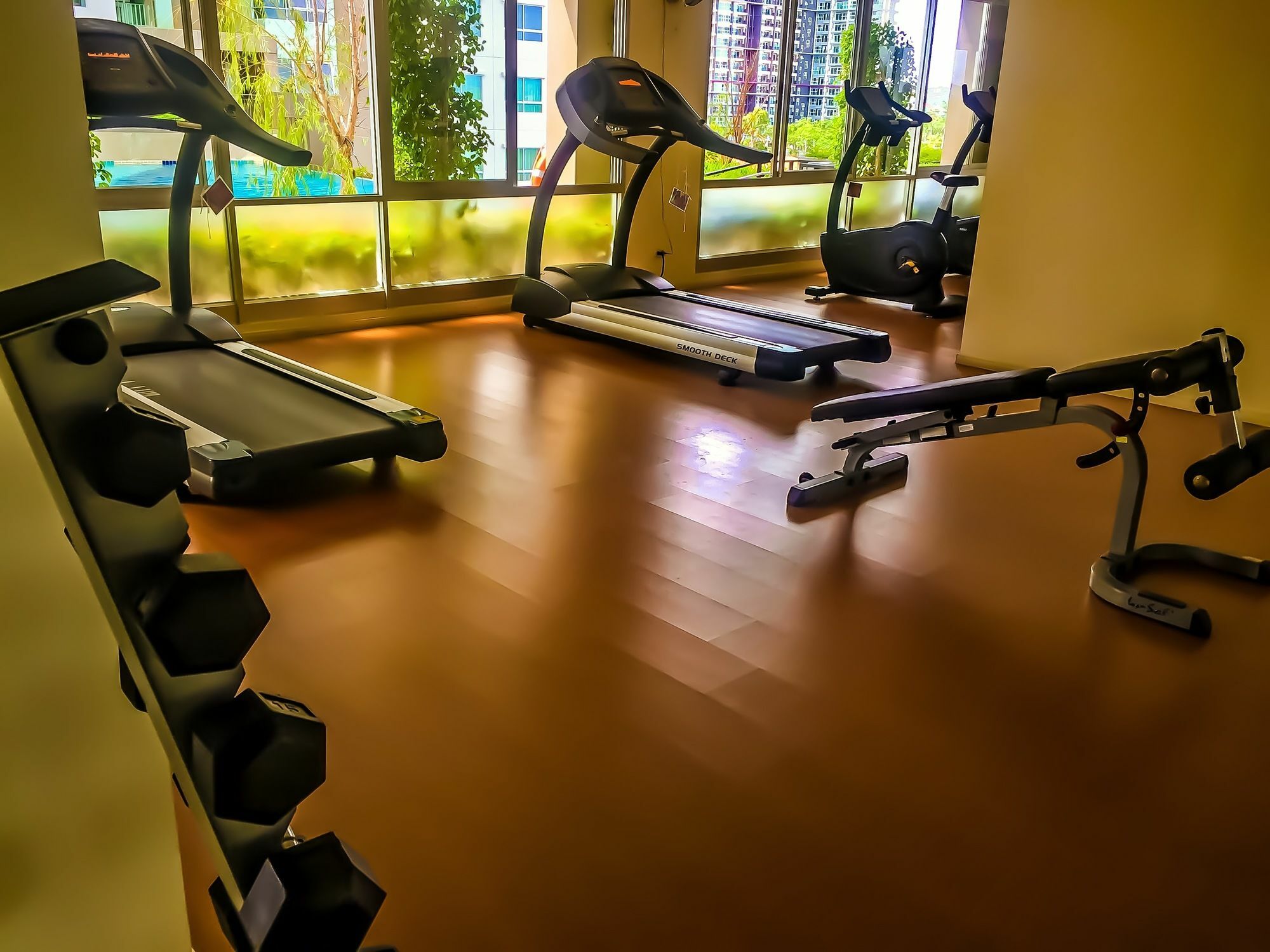 Lumpini Seaview Jomtien By Parikal Hotel Ngoại thất bức ảnh